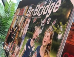 Tijdschriftenstandaard bridgebladen