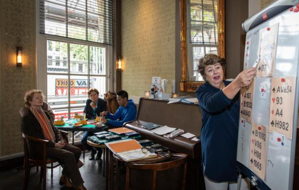 Zonder bridge was ik in een isolement beland