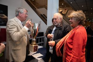 Ruitenboertoernooi 2019 winnaars Annelène Balk en Kees van Gennip met Koos Vrieze